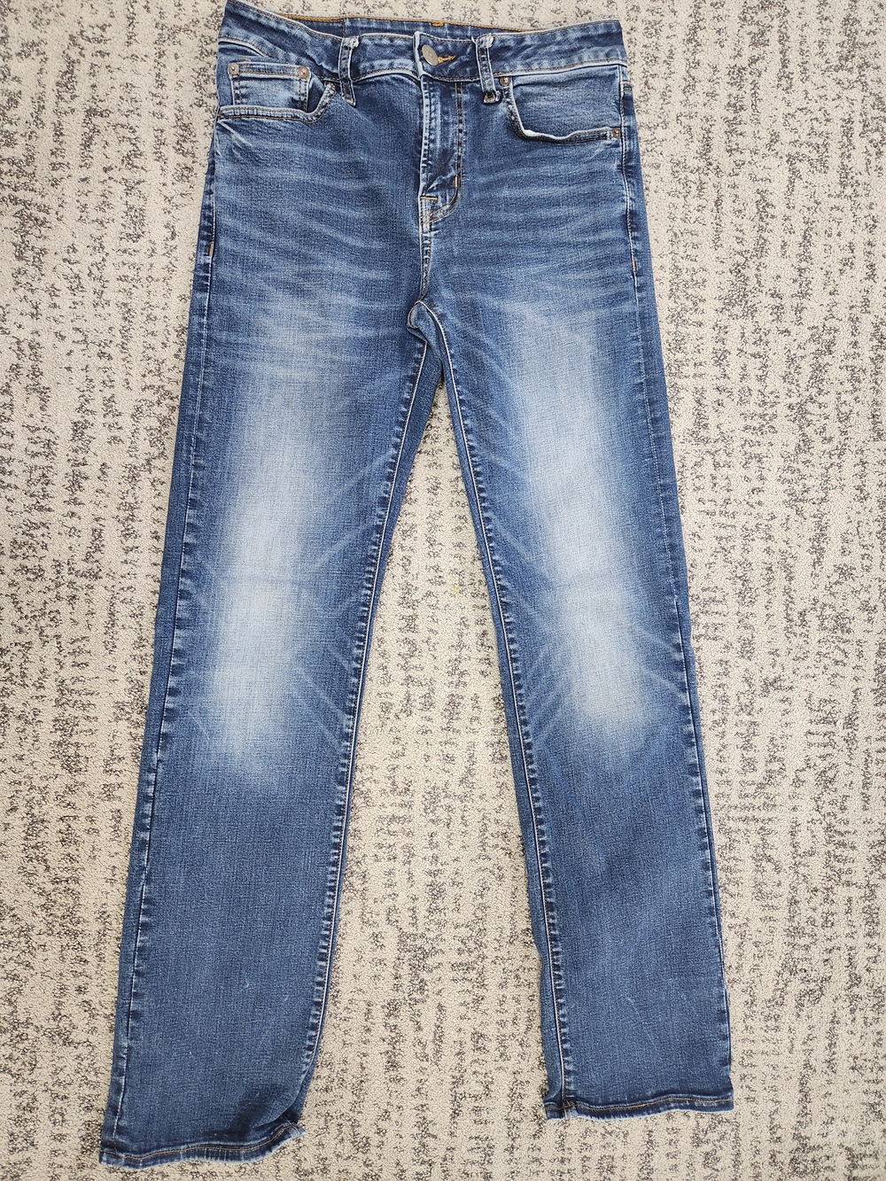American Eagle Outfitters Light-Blue Washed Straight Jeans